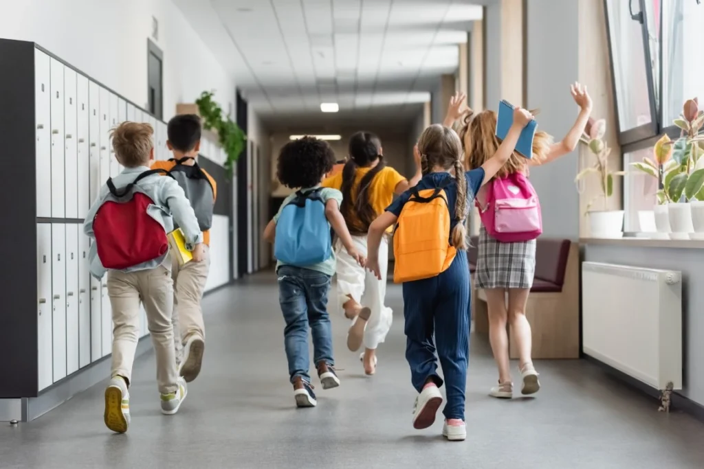 8 Backpack Safety Tips For Your Tooele County School-Aged Students Backpack Safety - Tooele, UT